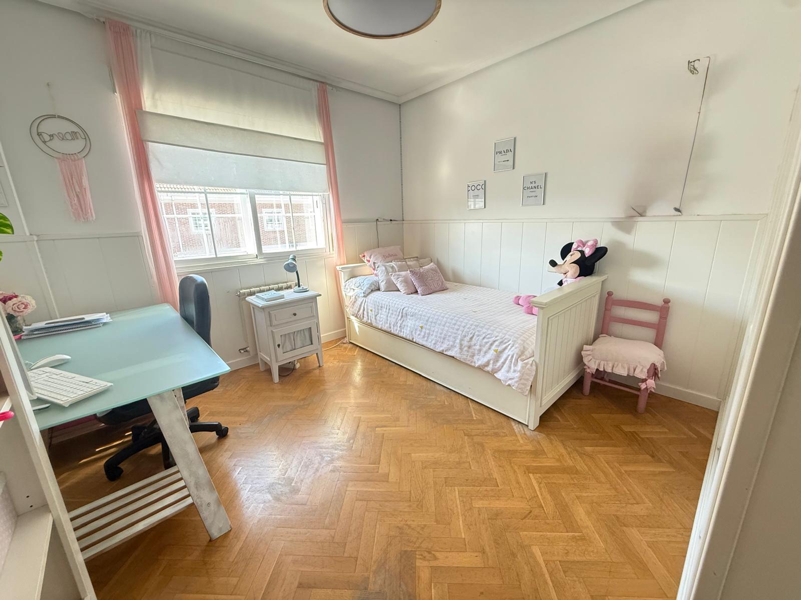 Imagen 9 Casa en venta en Azuqueca De Henares / A 3 minutos del parque del norte 