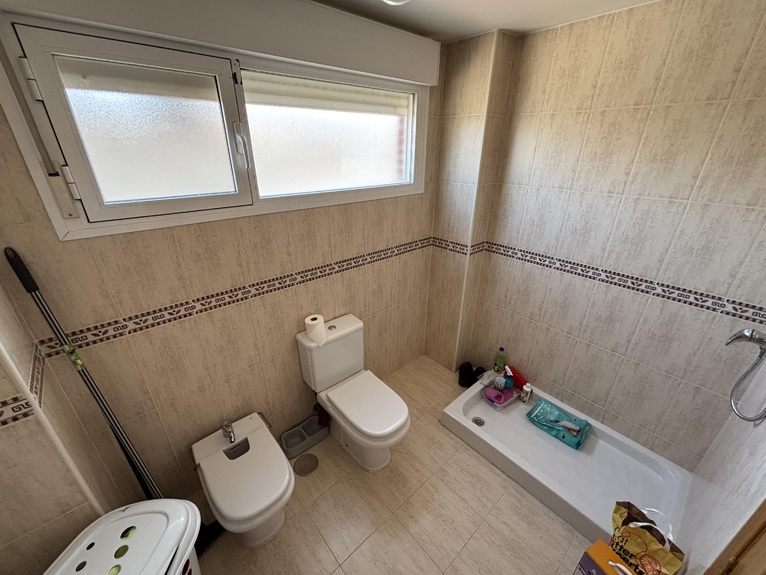 Imagen 8 Casa en venta en Tórtola De Henares / A 2 minutos del centro del pueblo