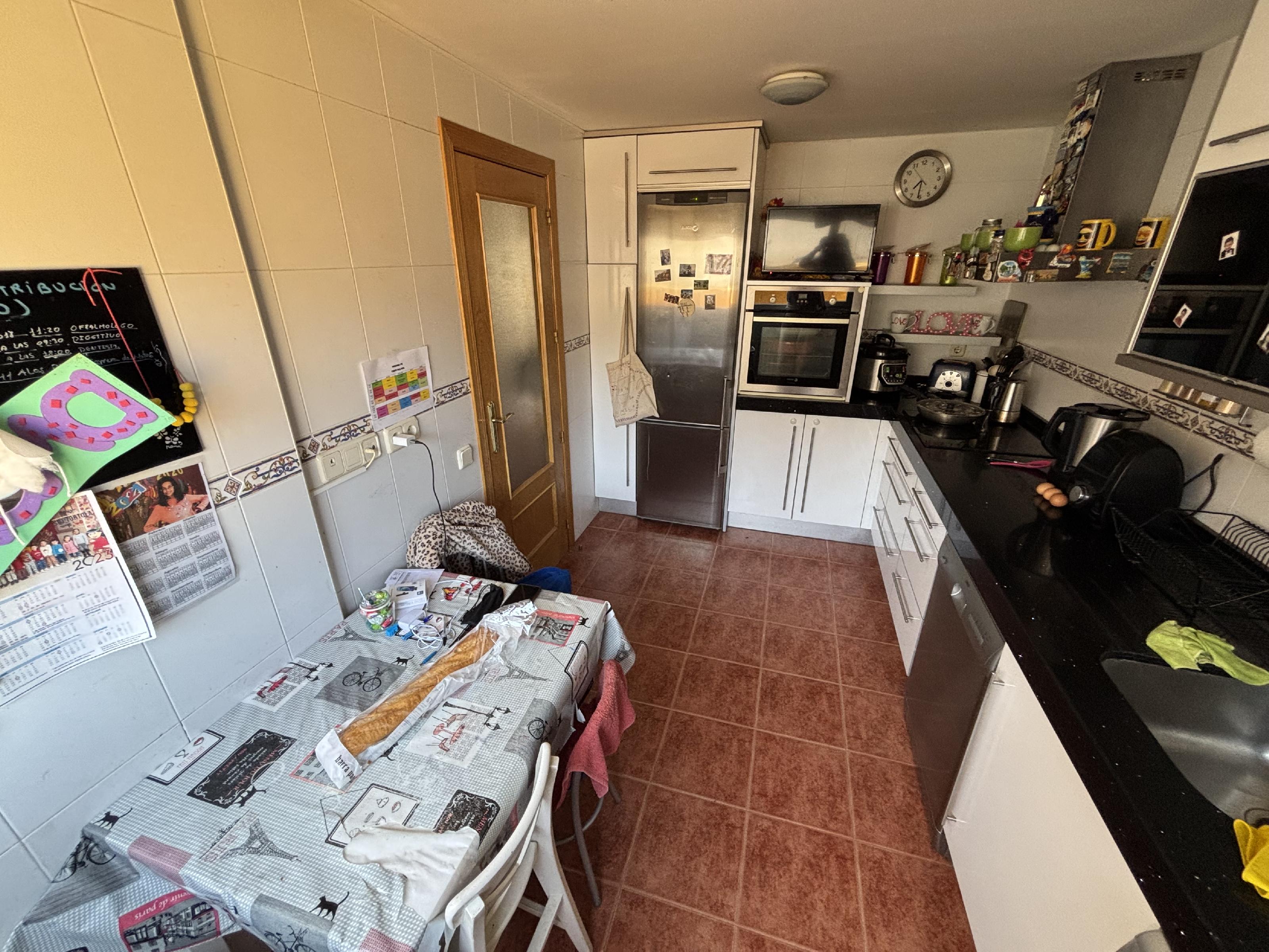 Imagen 3 Casa en venta en Tórtola De Henares / A 2 minutos del centro del pueblo