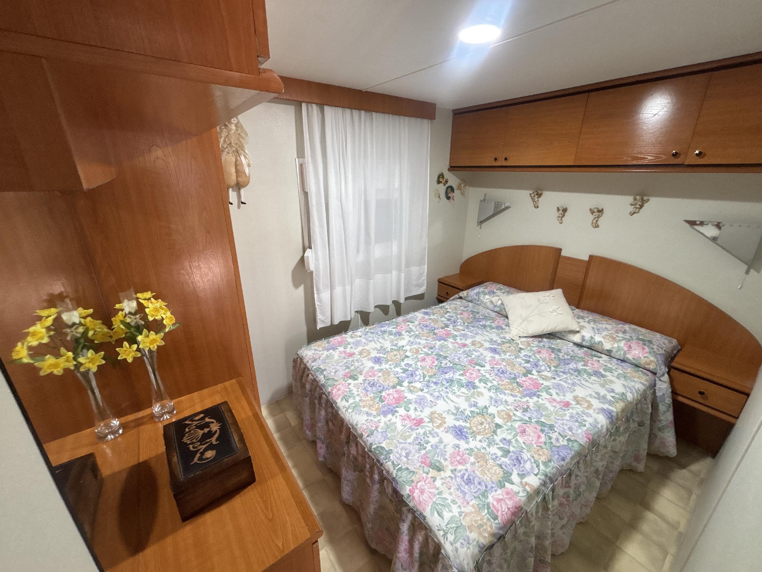 Imagen 5 Casa en venta en Torrejón Del Rey / A 5 minutos de Galápagos y a 20 de Guadalajara