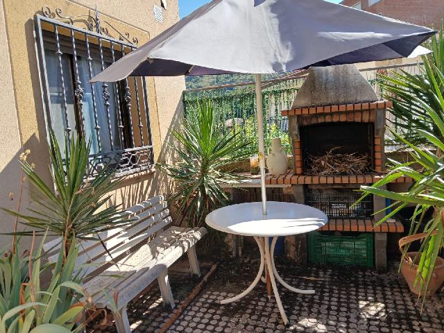 Imagen 1 Inmueble 301276 - Casa Adosada en venta en Budia / A 40 minutos de Guadalajara