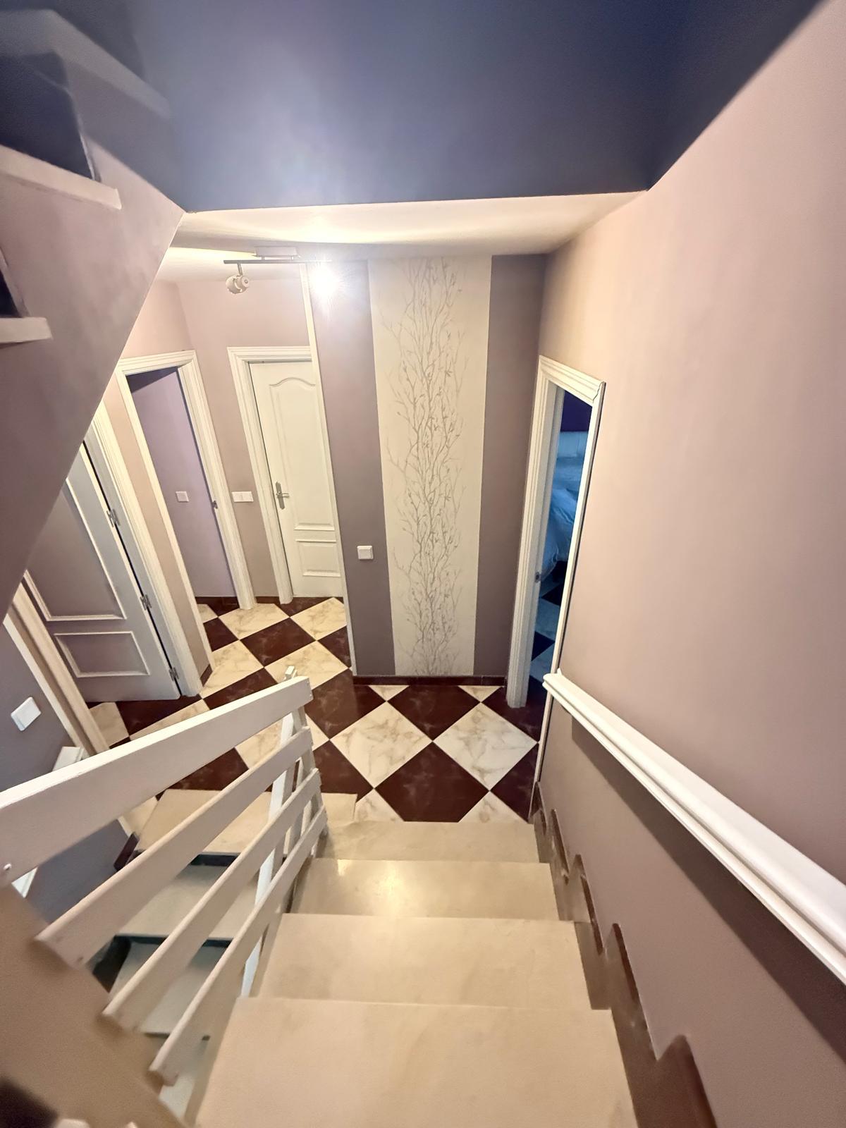 Imagen 10 Casa Adosada en venta en Azuqueca De Henares / A 5 minutos del centro de Azuqueca