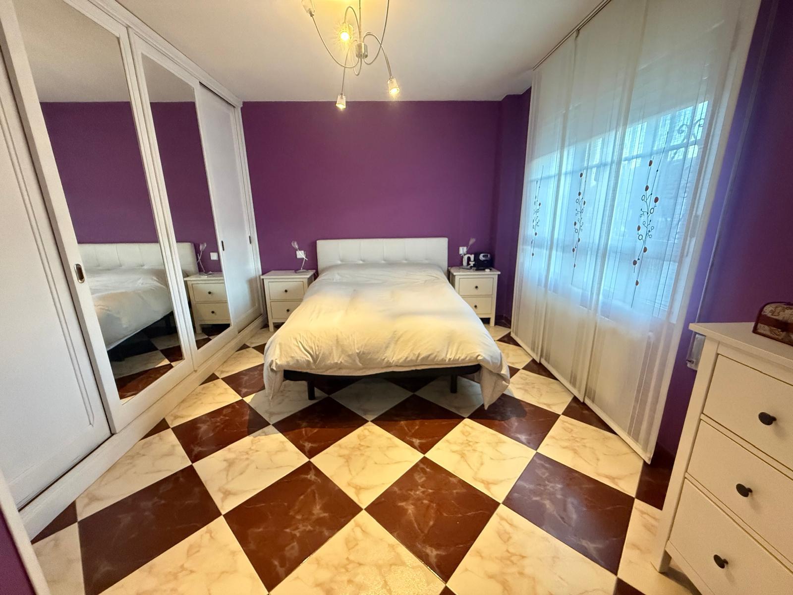 Imagen 12 Casa Adosada en venta en Azuqueca De Henares / A 5 minutos del centro de Azuqueca