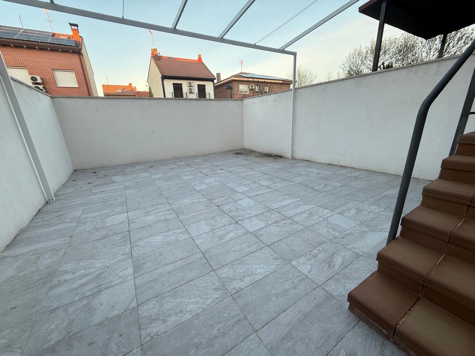 Imagen 27 Casa Adosada en venta en Azuqueca De Henares / A 5 minutos del centro de Azuqueca