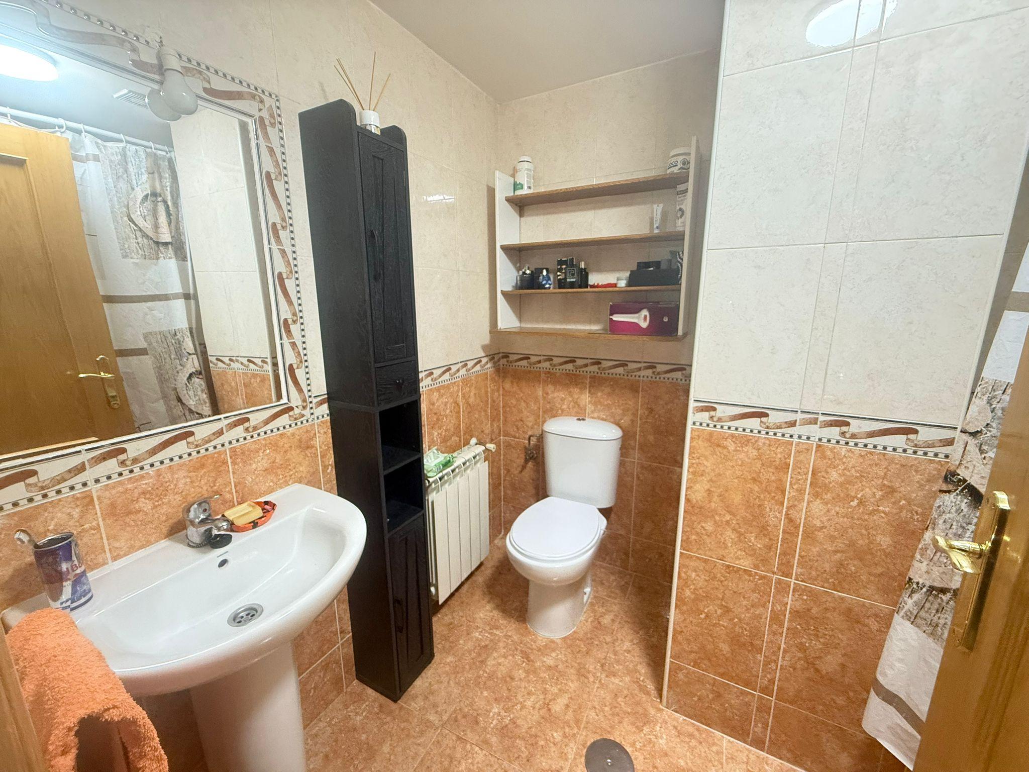 Imagen 12 Piso en venta en Azuqueca De Henares / A 5 minutos del ayuntamiento