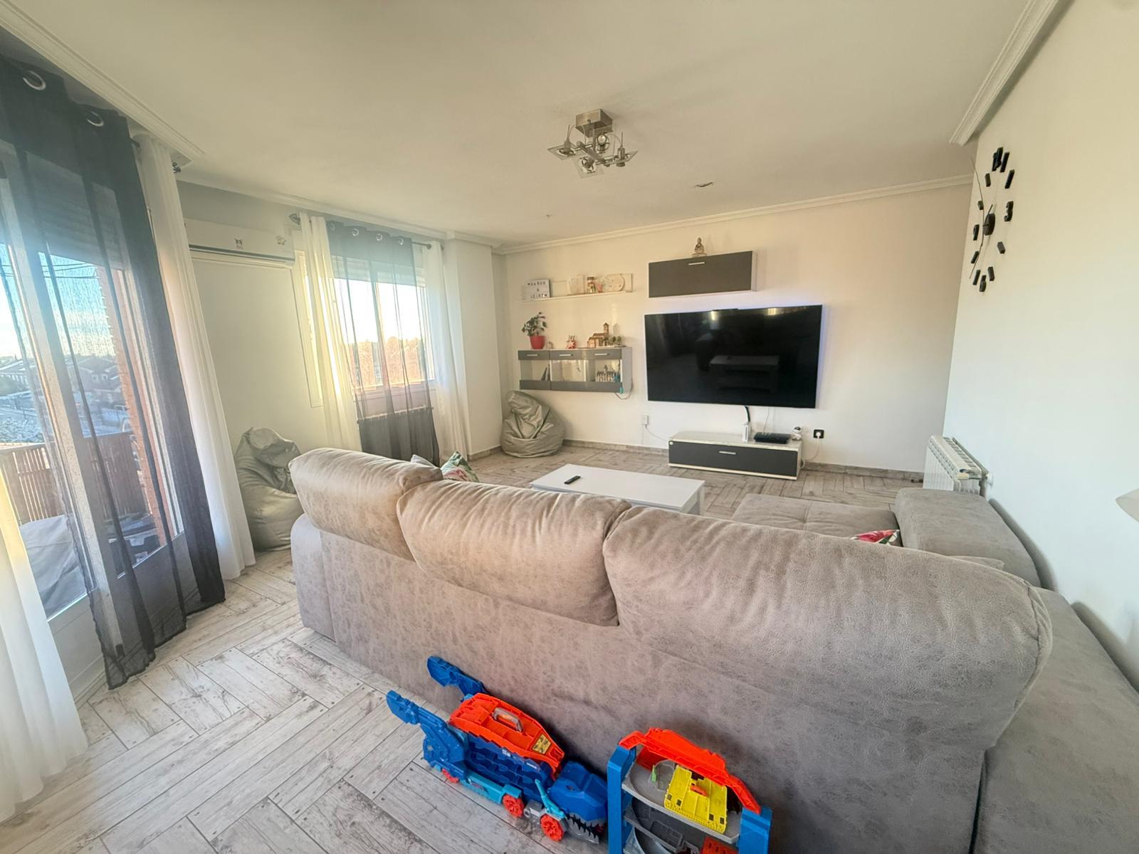 Imagen 3 Piso en venta en Azuqueca De Henares / A 5 minutos del ayuntamiento