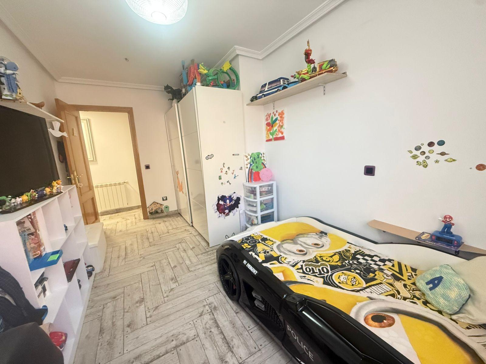 Imagen 11 Piso en venta en Azuqueca De Henares / A 5 minutos del ayuntamiento