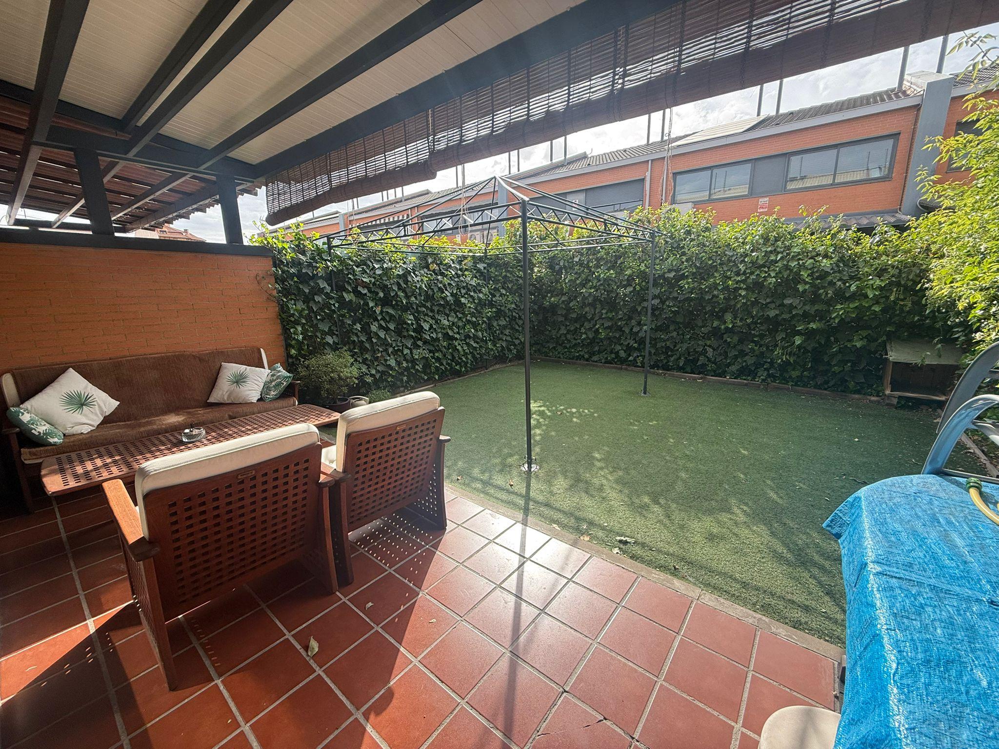 Imagen 9 Casa Adosada en venta en Alovera / A 5 minutos del centro de Alovera