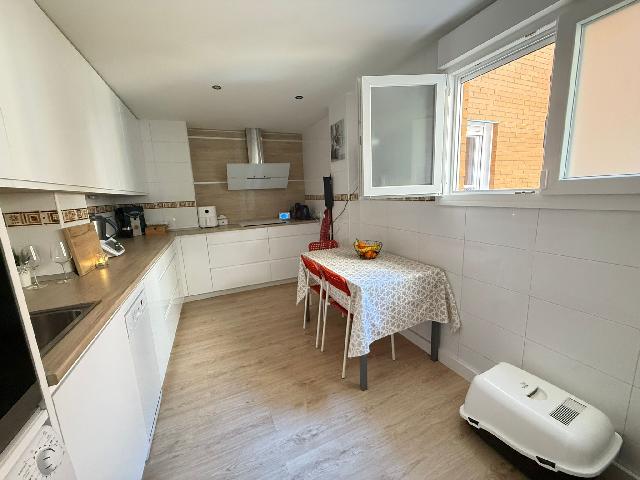 Imagen 4 Inmueble 302278 - Casa en venta en Azuqueca De Henares / A 3 minutos de la salida de la A2