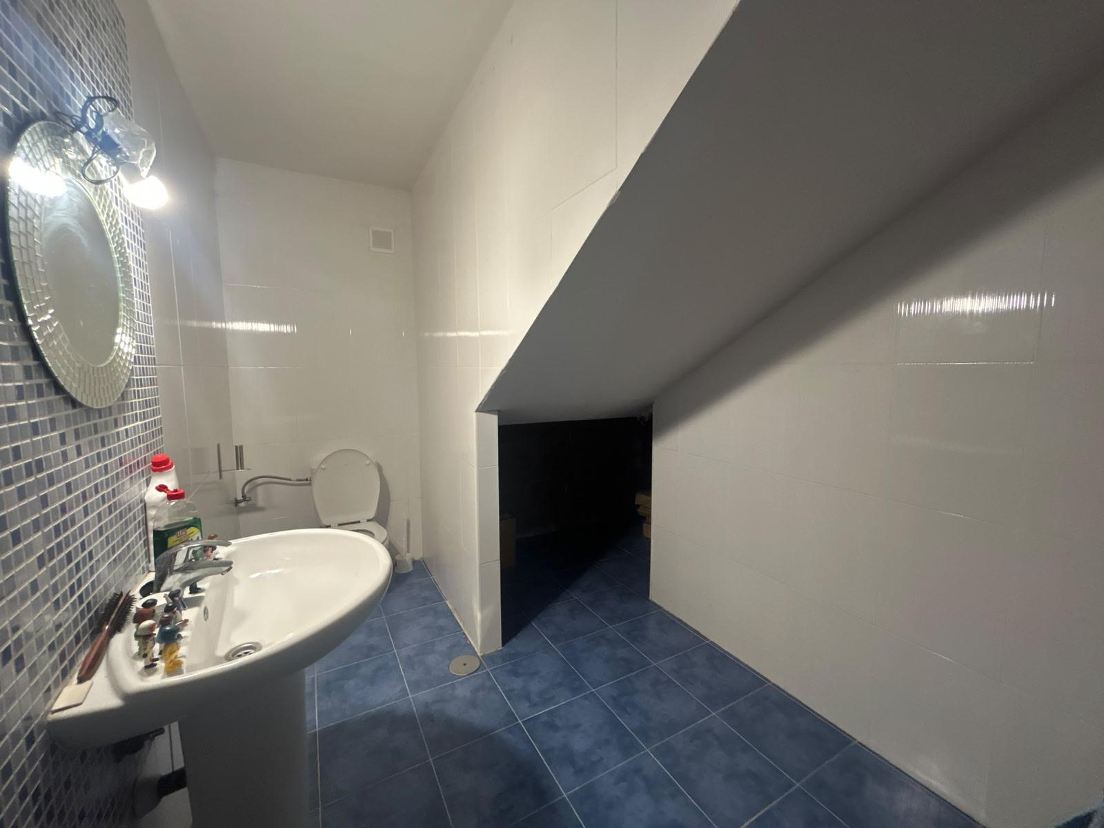 Imagen 12 Casa Aislada en venta en Chiloeches / A 10 minutos del Pozo de Guadalajara 