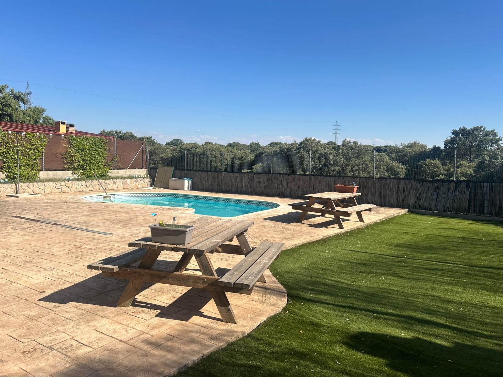 Imagen 1 Casa Aislada en venta en Chiloeches / A 10 minutos del Pozo de Guadalajara 