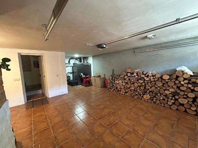 Imagen 22 Inmueble 303292 - Casa Adosada en venta en Villanueva De La Torre / A 2 minutos del Pabellon Municipal