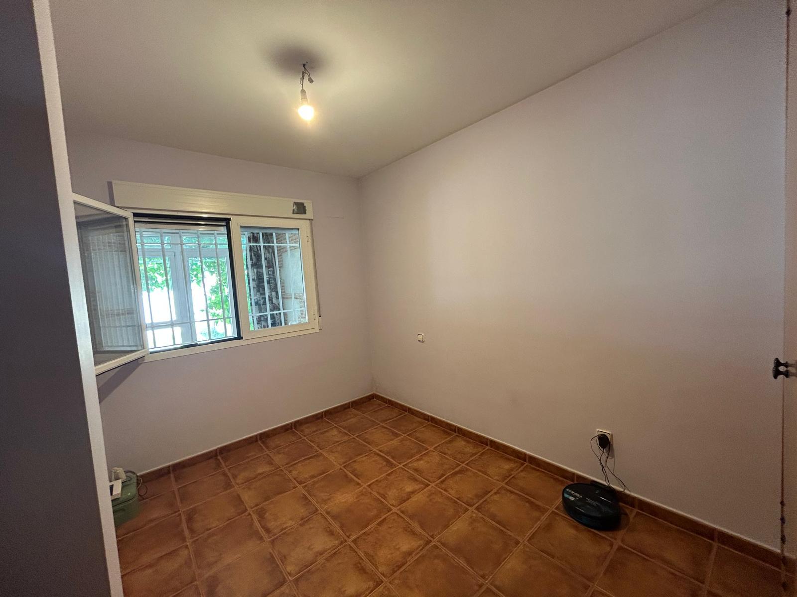Imagen 19 Casa Adosada en venta en Villanueva De La Torre / A 2 minutos del Pabellon Municipal