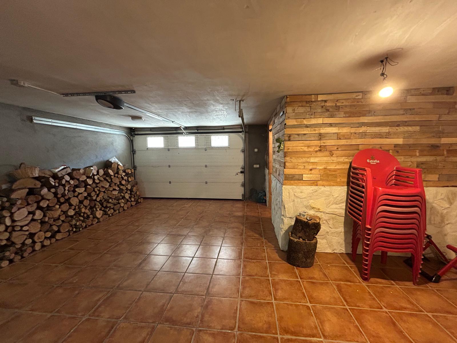 Imagen 24 Casa Adosada en venta en Villanueva De La Torre / A 2 minutos del Pabellon Municipal