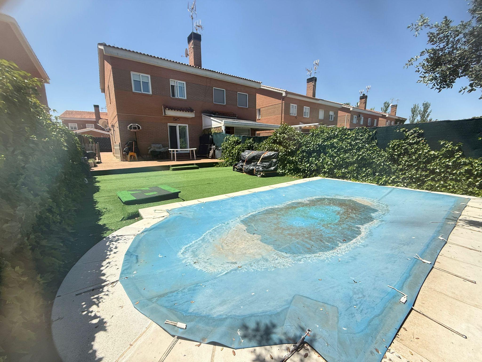 Imagen 1 Casa en venta en Pioz / A 5 minutros Parque Encina Asturias