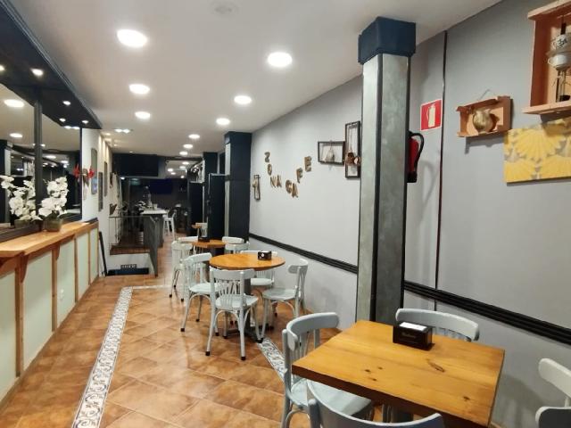 Imagen 4 Inmueble 297613 - Local Comercial en venta en Oviedo / Casco Antiguo de Oviedo, Barrio del Fontán