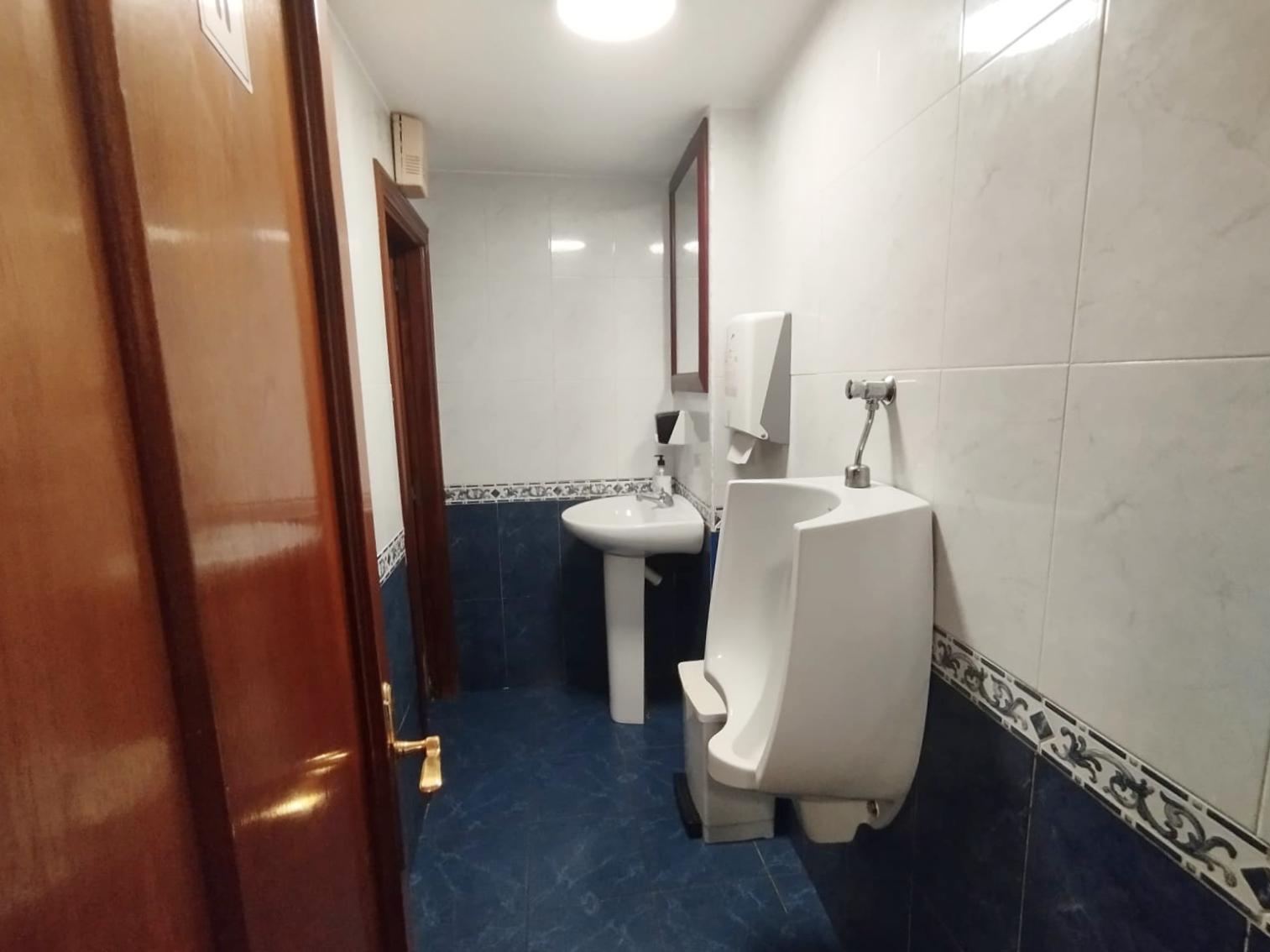 Imagen 14 Local Comercial en venta en Oviedo / Casco Antiguo de Oviedo, Barrio del Fontán