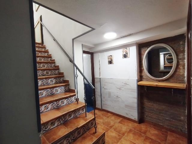 Imagen 11 Inmueble 297613 - Local Comercial en venta en Oviedo / Casco Antiguo de Oviedo, Barrio del Fontán