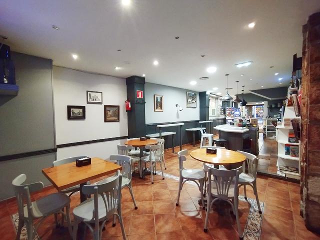 Imagen 7 Inmueble 297613 - Local Comercial en venta en Oviedo / Casco Antiguo de Oviedo, Barrio del Fontán