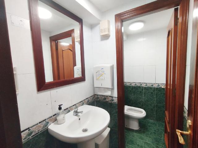 Imagen 13 Inmueble 297613 - Local Comercial en venta en Oviedo / Casco Antiguo de Oviedo, Barrio del Fontán