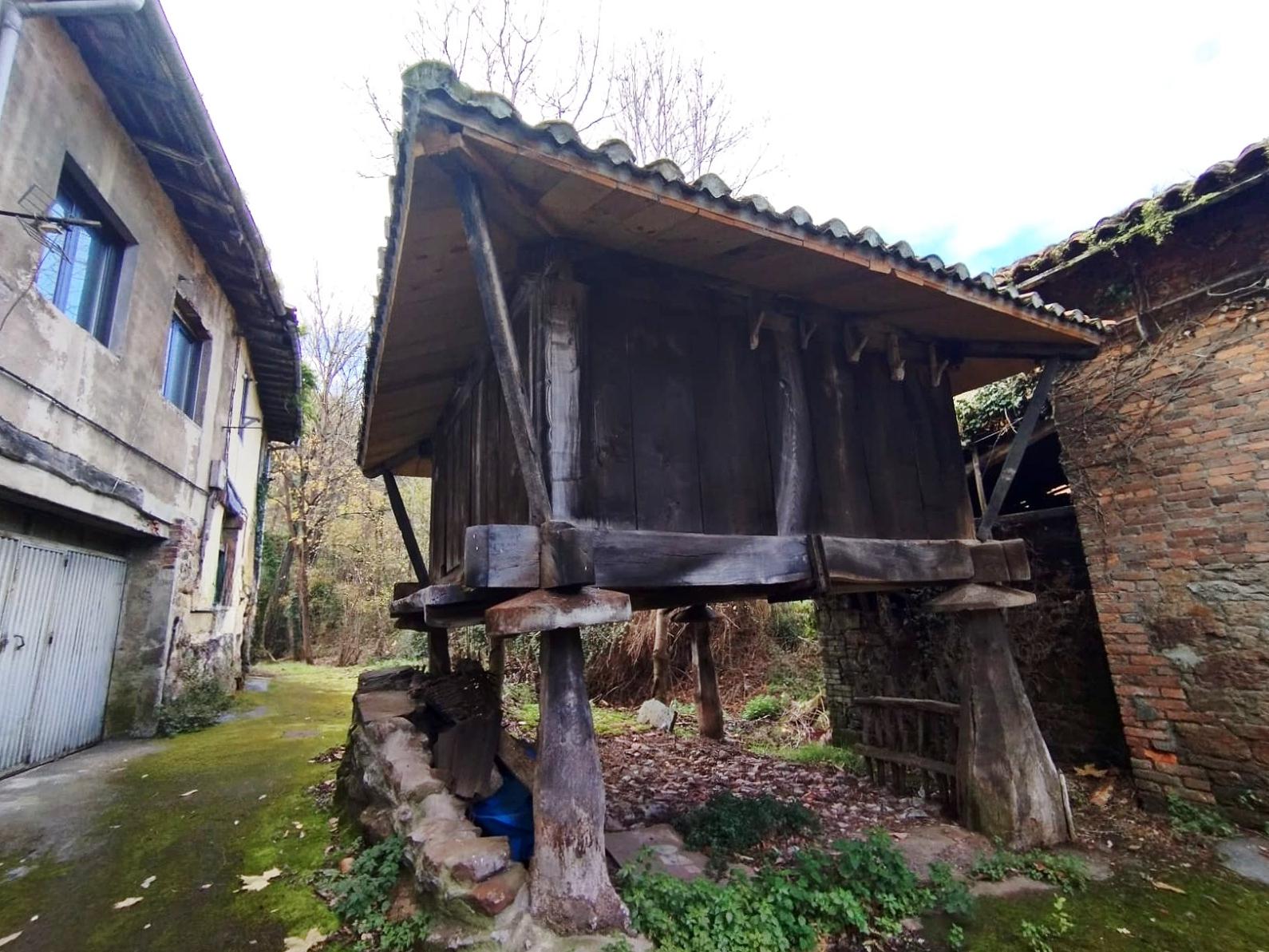 Imagen 25 Casa Adosada en venta en Mieres / Casa en aldea Cenera, a 6 km de Mieres pueblo