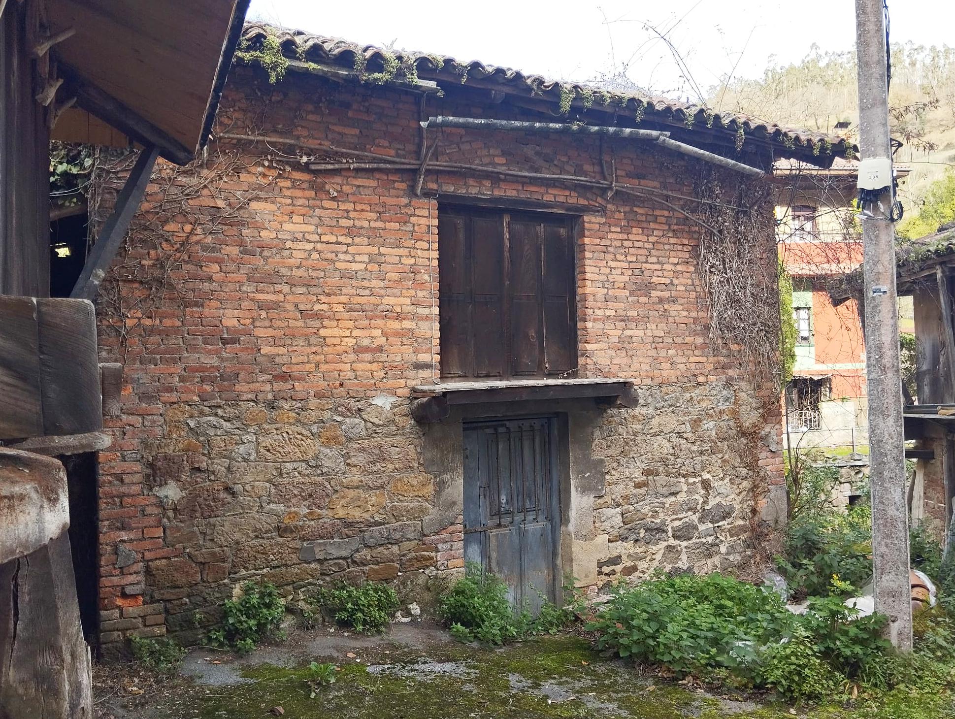 Imagen 4 Casa Adosada en venta en Mieres / En la aldea de Cenera a 6 km de Mieres