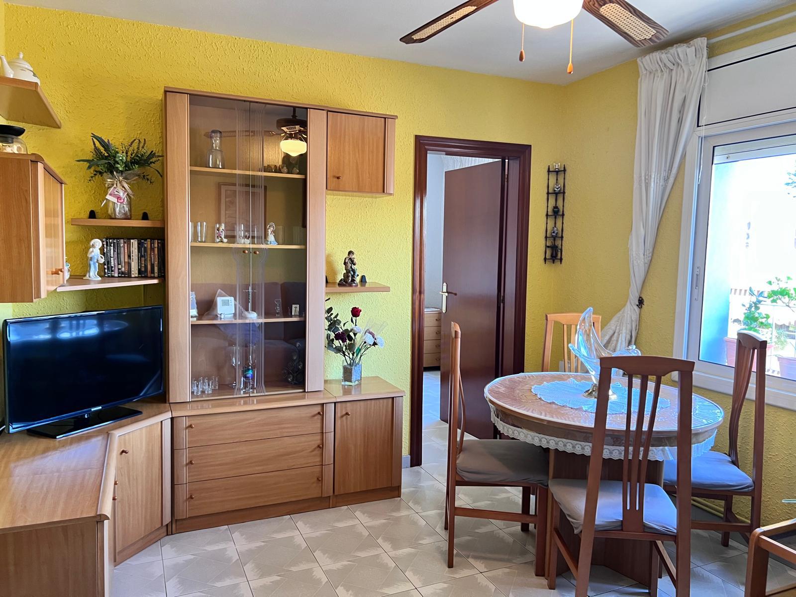 Imagen 1 Piso en venta en Sant Joan Despí / Junto Ayuntamiento de Sant Joan Despí y Mercado