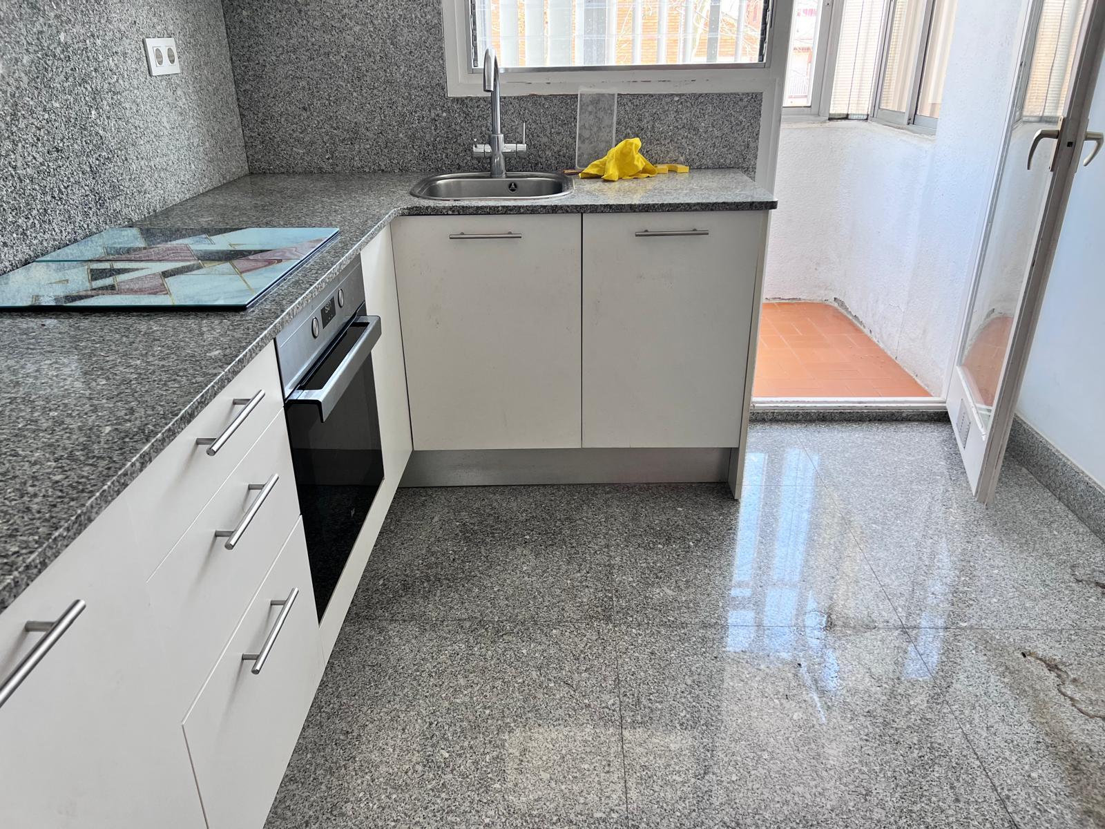 Imagen 16 Piso en venta en Castelldefels / Urbanizacion Montemar bajo 