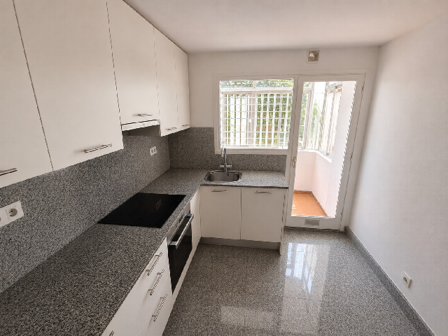 Imagen 12 Inmueble 300370 - Piso en venta en Castelldefels / Urbanizacion Montemar bajo 