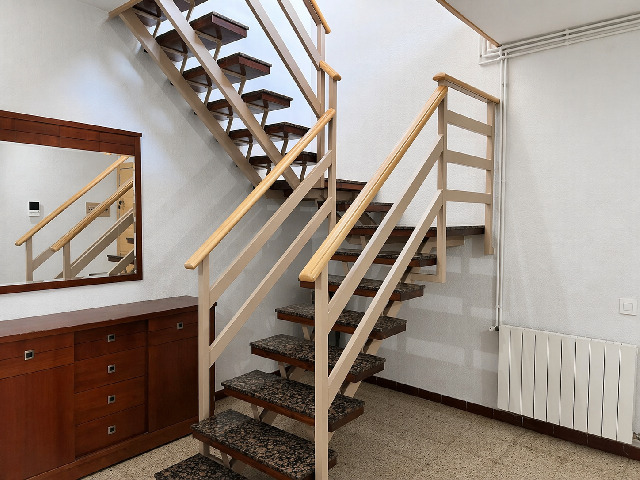 Imagen 4 Inmueble 300609 - Piso en venta en Prat De Llobregat (El) / Duplex  en el centro del Prat con 5 habitaciones 