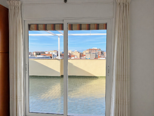 Imagen 17 Inmueble 300609 - Piso en venta en Prat De Llobregat (El) / Duplex  en el centro del Prat con 5 habitaciones 