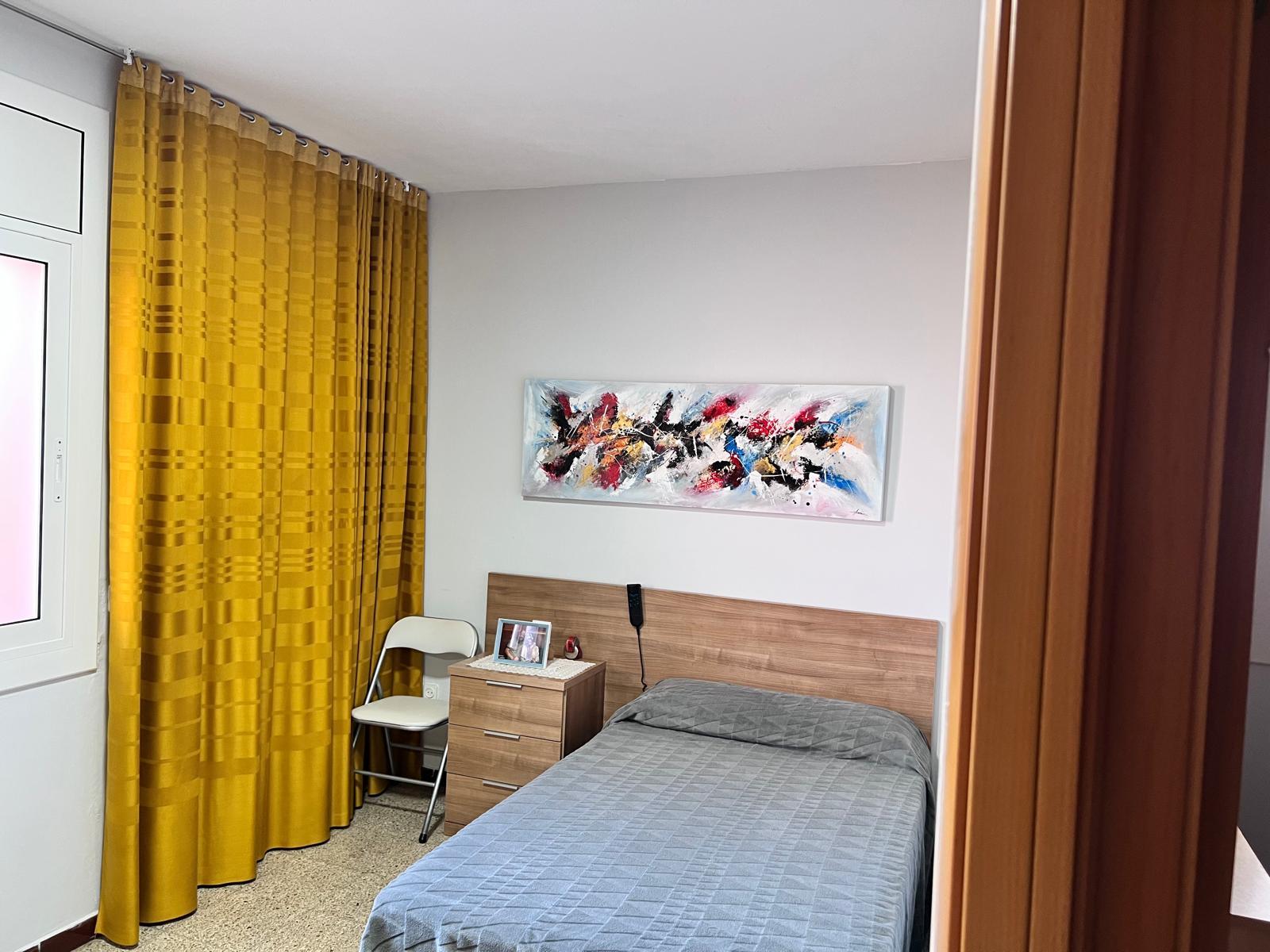 Imagen 12 Piso en venta en Prat De Llobregat El / Duplex  en el centro del Prat con 5 habitaciones 