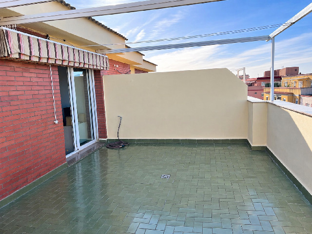 Imagen 23 Inmueble 300609 - Piso en venta en Prat De Llobregat (El) / Duplex  en el centro del Prat con 5 habitaciones 