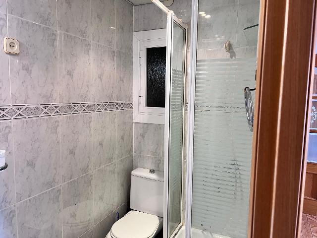 Imagen 3 Inmueble 301337 - Piso en venta en Cornellà De Llobregat / Junto Centro Comercial Splau 