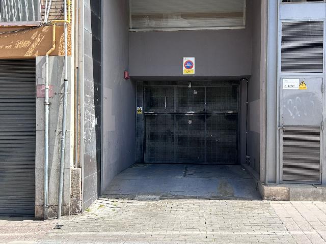 Imagen 9 Inmueble 302200 - Parking Coche en venta en Sant Joan Despí / Pasaje Maluquer - Rius i Taulet
