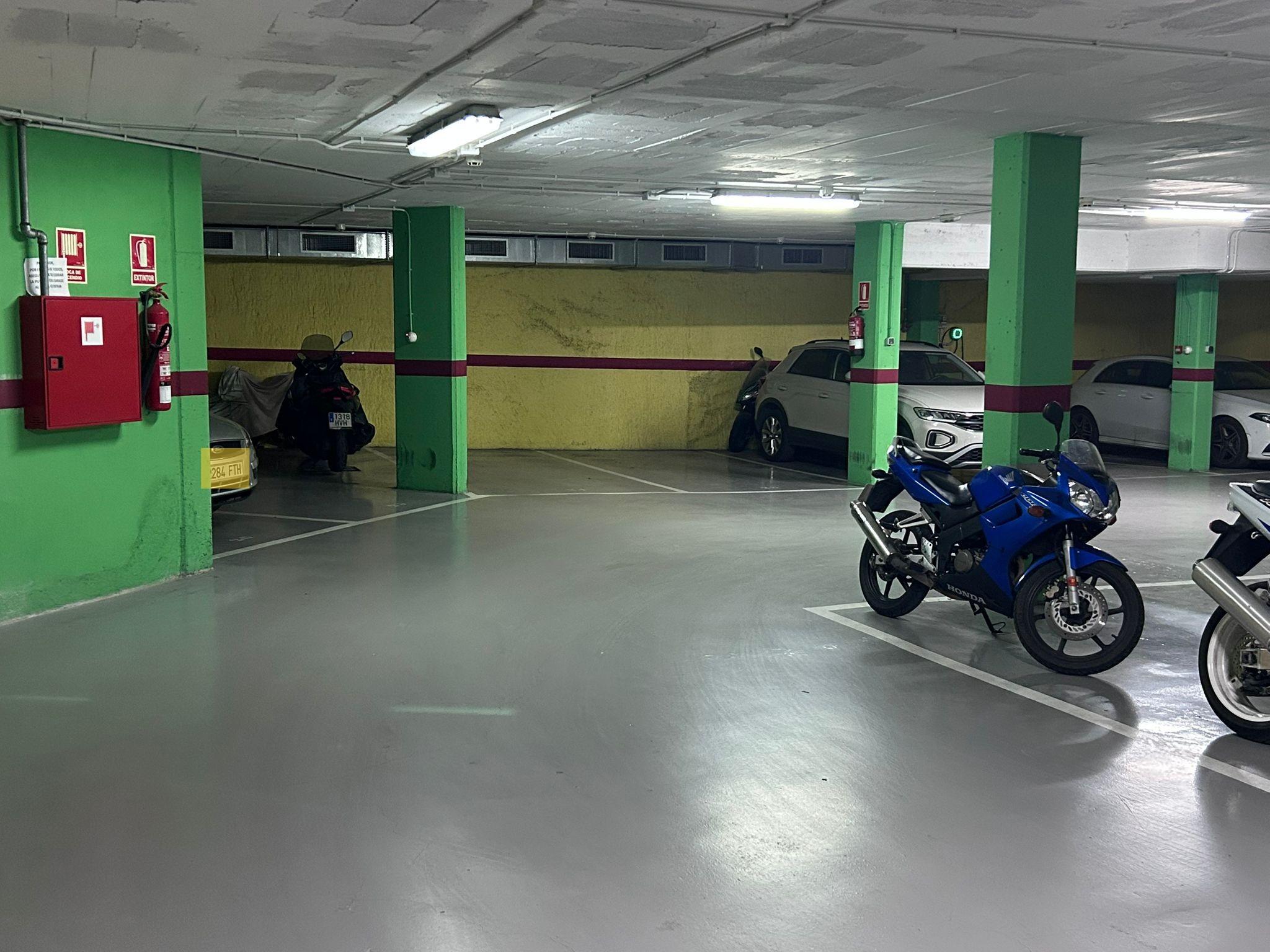 Imagen 6 Parking Coche en venta en Sant Joan Despí / Pasaje Maluquer - Rius i Taulet