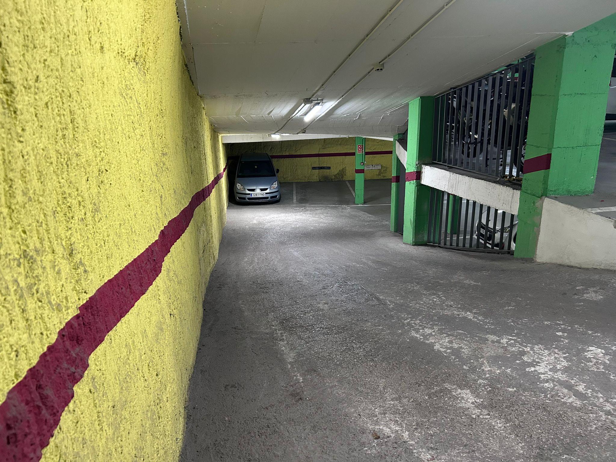 Imagen 7 Parking Coche en venta en Sant Joan Despí / Pasaje Maluquer - Rius i Taulet