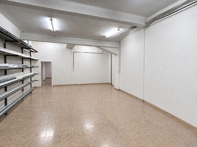 Imagen 1 Inmueble 305503 - Local Comercial en venta en Cornellà De Llobregat / Cerca de Biblioteca Central de Cornellà