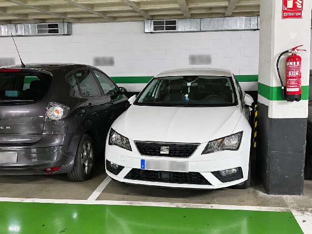 Imagen 2 Inmueble 306092 - Parking Coche en venta en Cornellà De Llobregat / La Gavarra, Cornellá