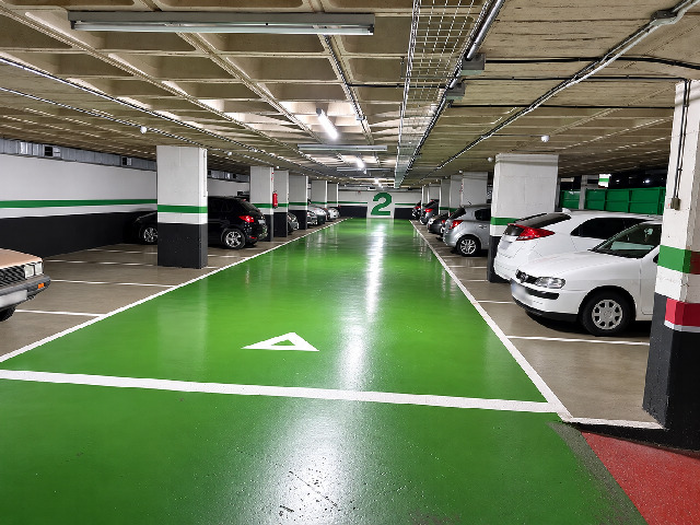 Imagen 3 Inmueble 306092 - Parking Coche en venta en Cornellà De Llobregat / La Gavarra, Cornellá