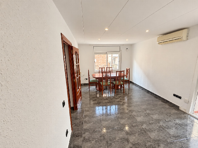 Imagen 3 Inmueble 306213 - Piso en venta en Sant Joan Despí / Les Planes - Sant Joan Despí