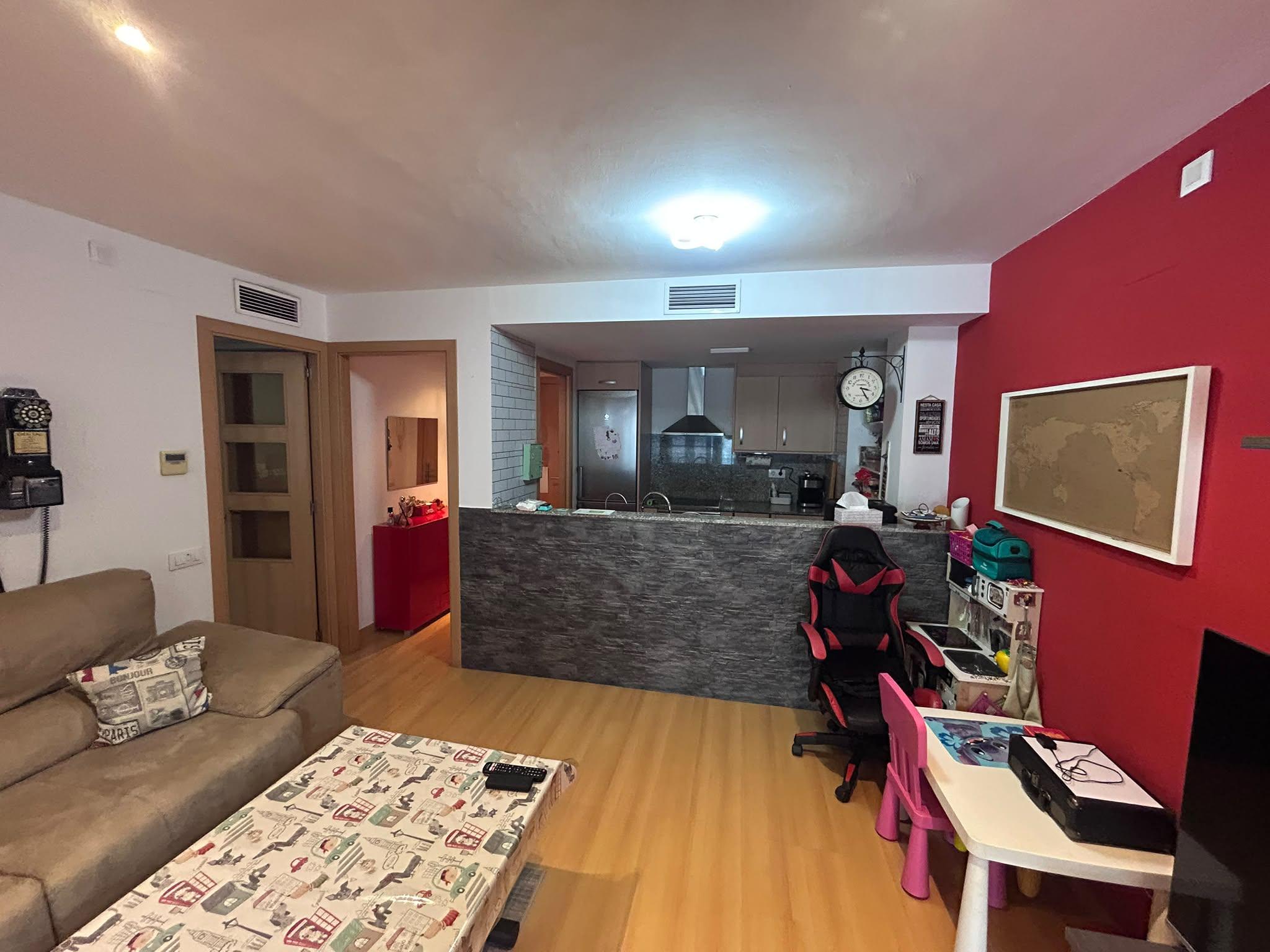 Imagen 3 Piso en venta en Viladecans / Junto Doctor Rech