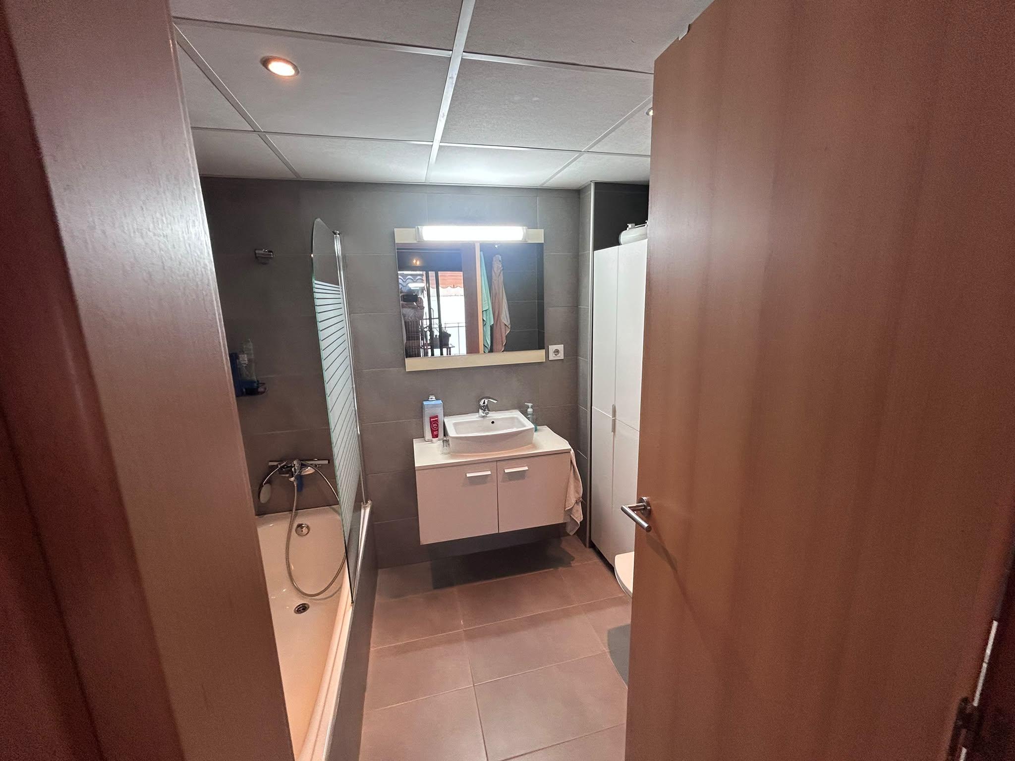 Imagen 14 Piso en venta en Viladecans / Junto Doctor Rech