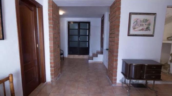Imagen 3 Casa Adosada en venta en Castelló De Rugat / Cerca del ayuntamiento