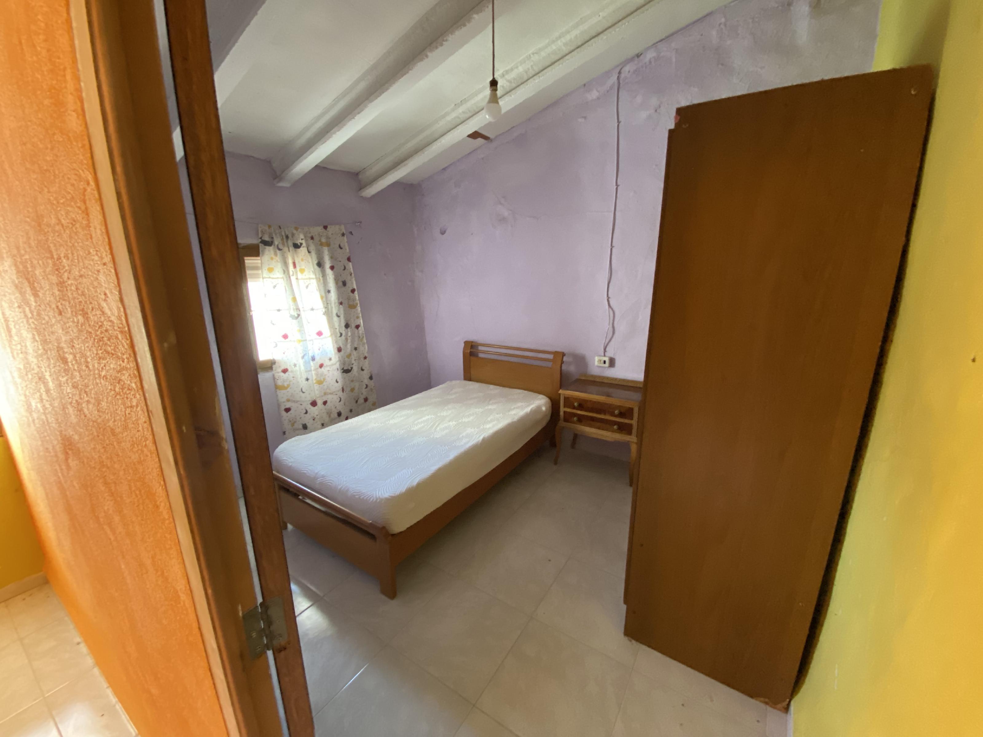 Imagen 20 Casa Adosada en venta en Castelló De Rugat / Cerca del ayuntamiento