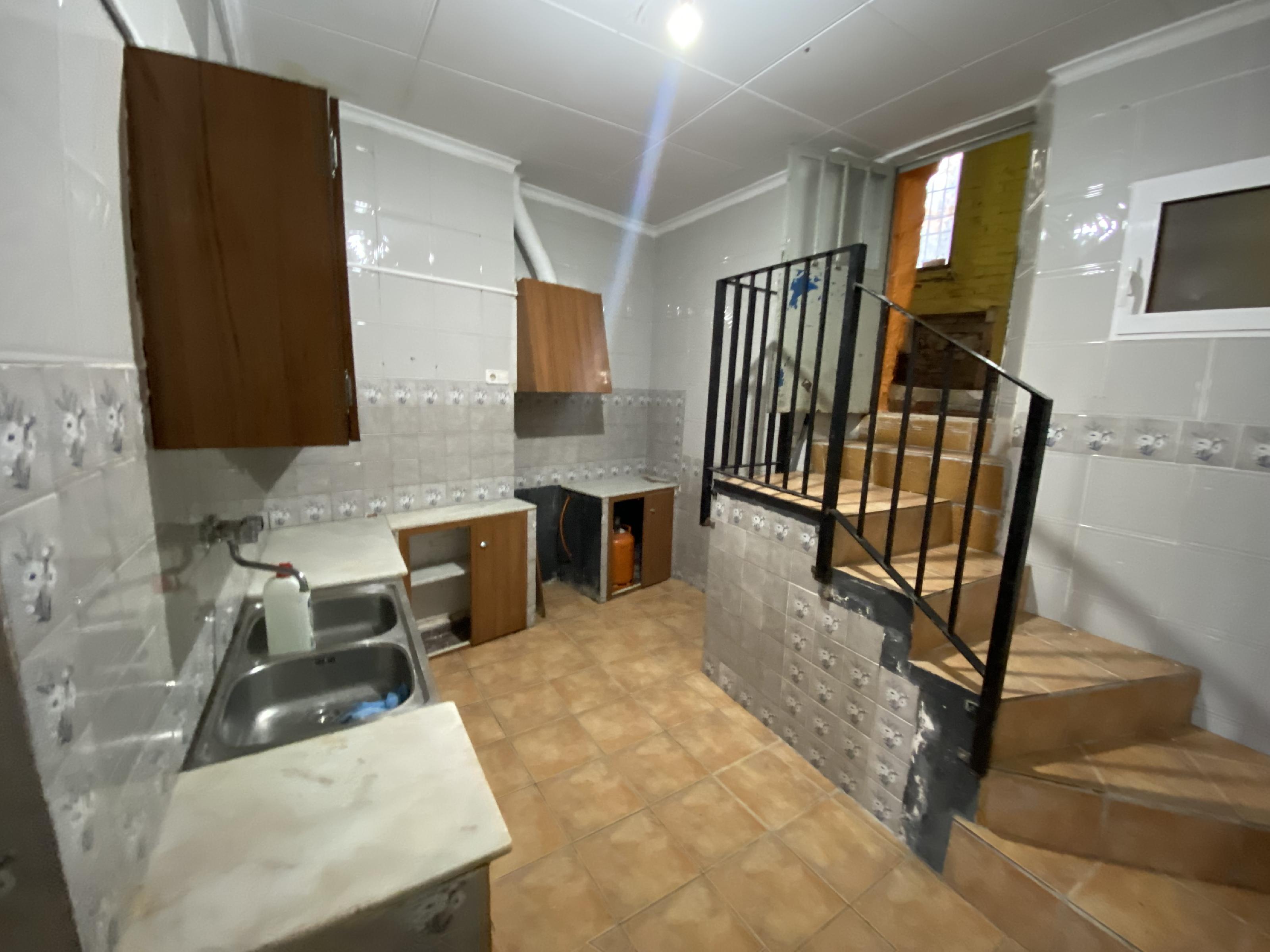 Imagen 10 Casa Adosada en venta en Castelló De Rugat / Cerca del ayuntamiento