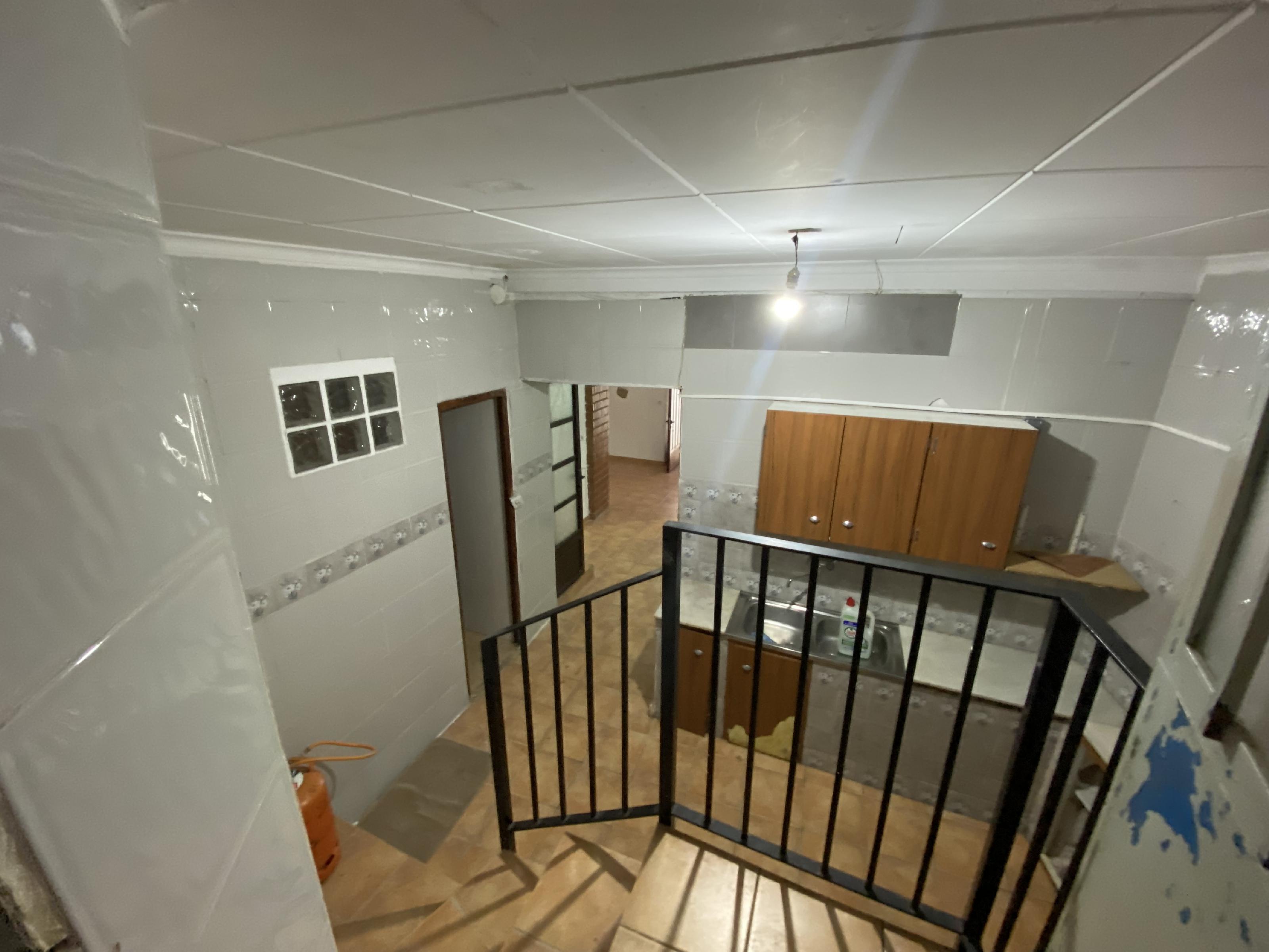 Imagen 11 Casa Adosada en venta en Castelló De Rugat / Cerca del ayuntamiento