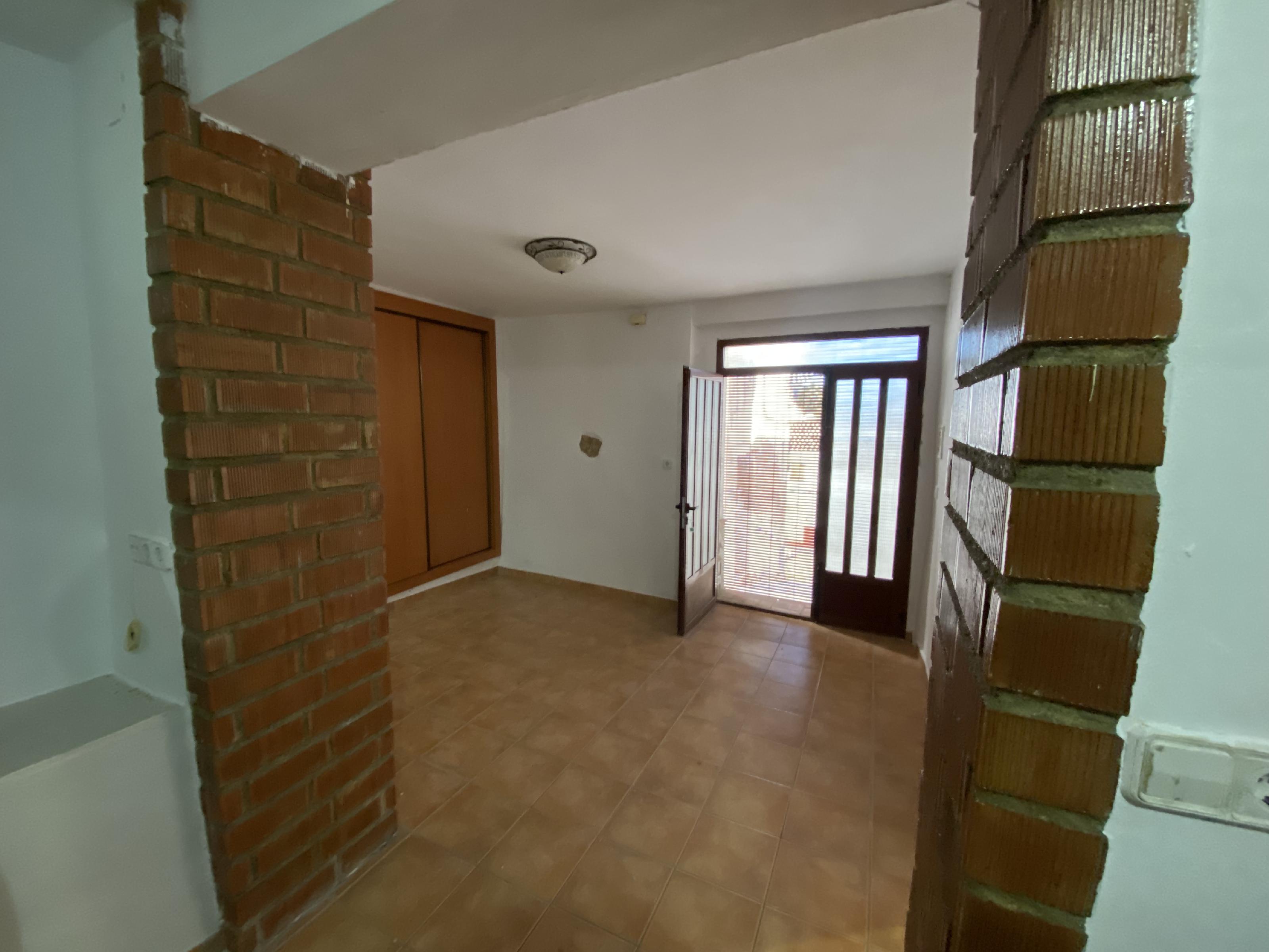 Imagen 9 Casa Adosada en venta en Castelló De Rugat / Cerca del ayuntamiento