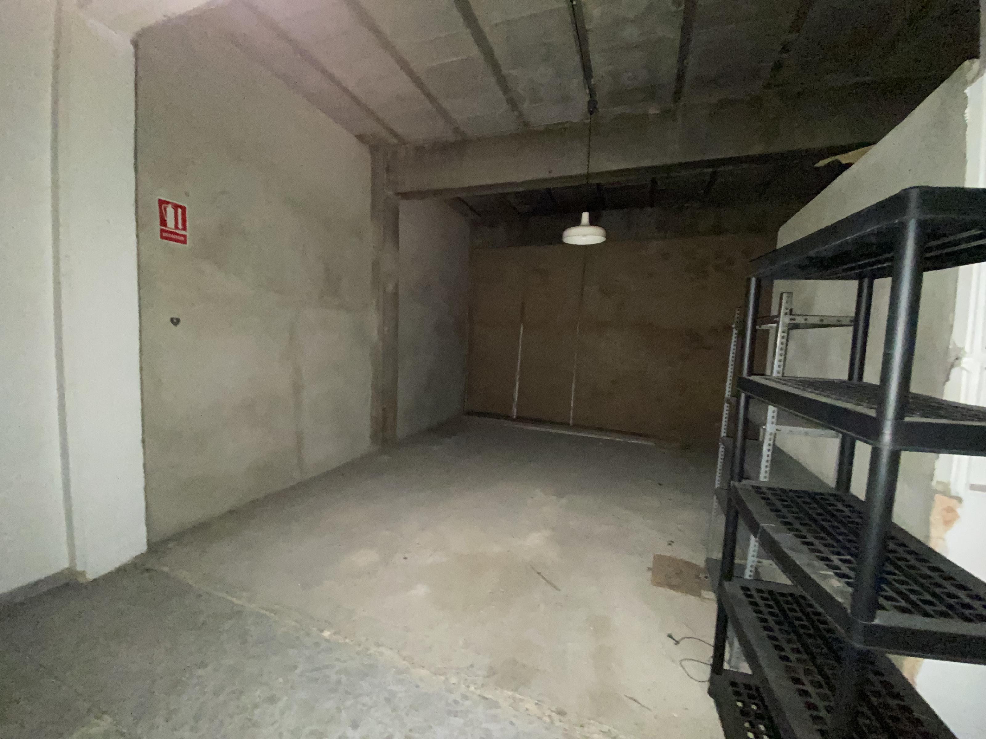 Imagen 12 Local Comercial en venta en Ontinyent / Cercano a el centro comercial el Teler