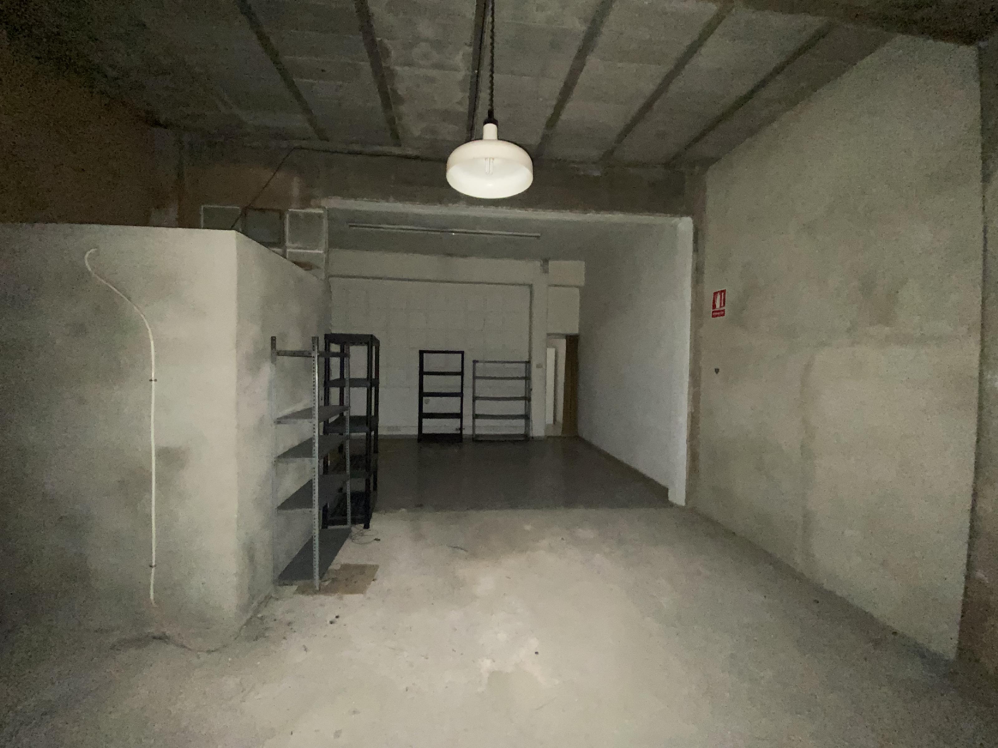 Imagen 11 Local Comercial en venta en Ontinyent / Cercano a el centro comercial el Teler